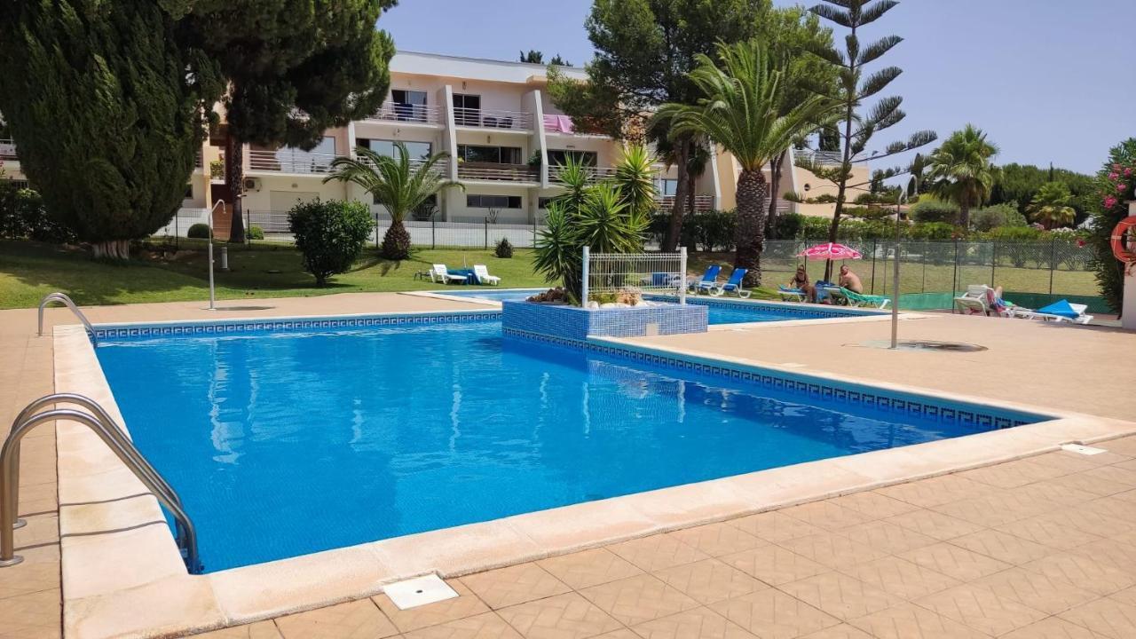 01 Sra Da Rocha Com Piscina E Ac - Casas & Papeis Lejlighed Armação de Pêra Eksteriør billede