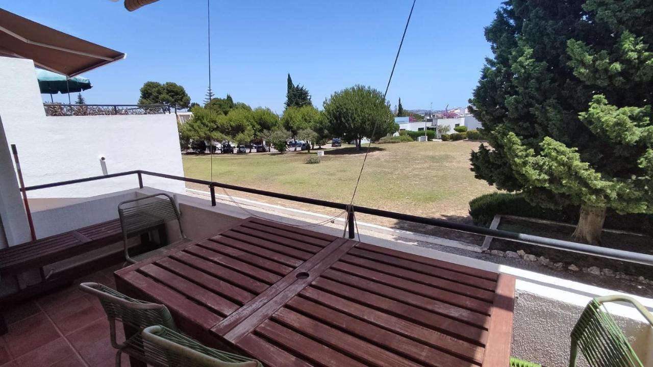 01 Sra Da Rocha Com Piscina E Ac - Casas & Papeis Lejlighed Armação de Pêra Eksteriør billede
